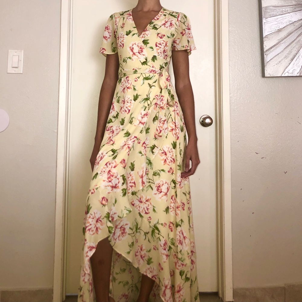 Clear out! Lulu’s Women’s Floral Dress